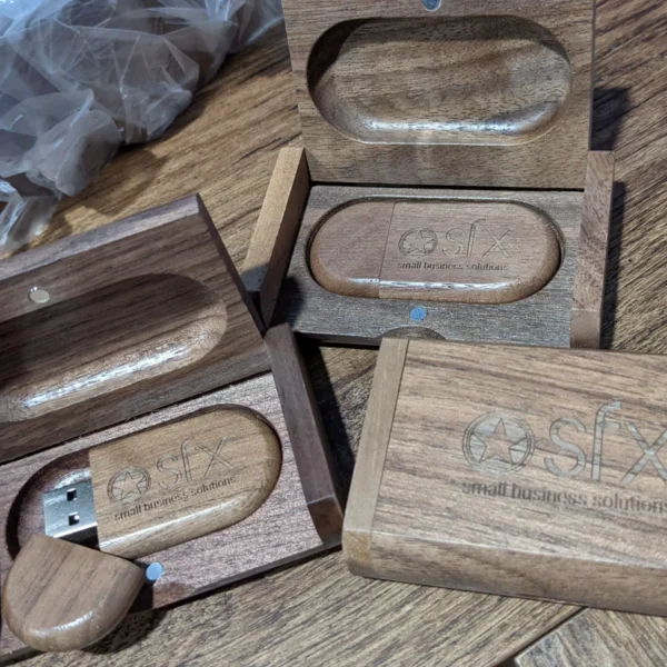 Wooden USB Flash Drive with Box - Image 9