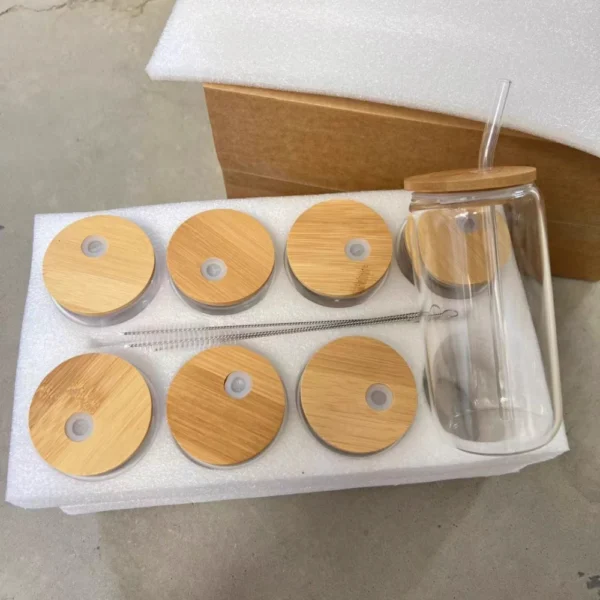 Straw Glass Cup with Bamboo Lids - Image 7
